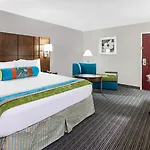 Holiday Inn & Suites Oklahoma City North