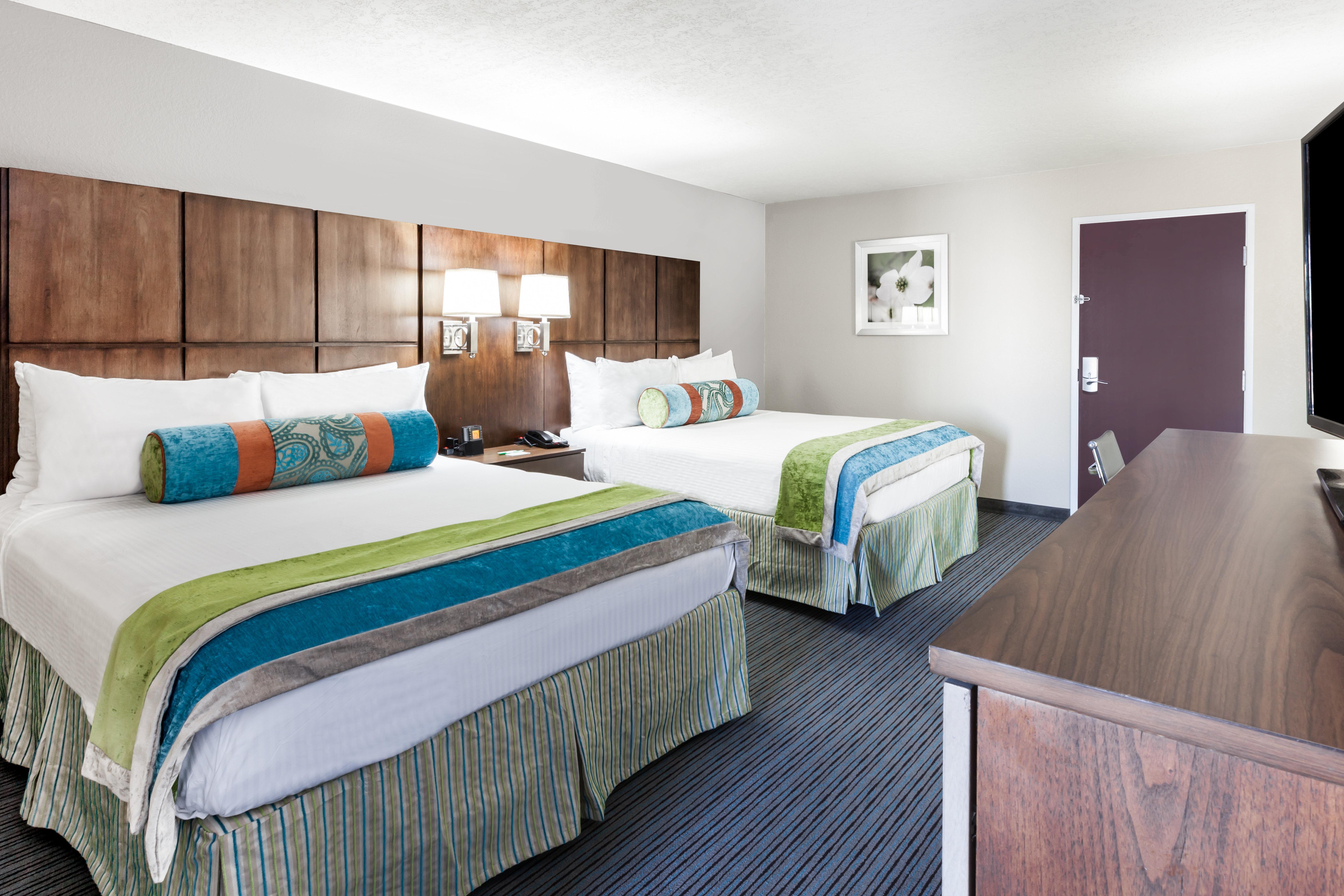 & North By Ihg 3*