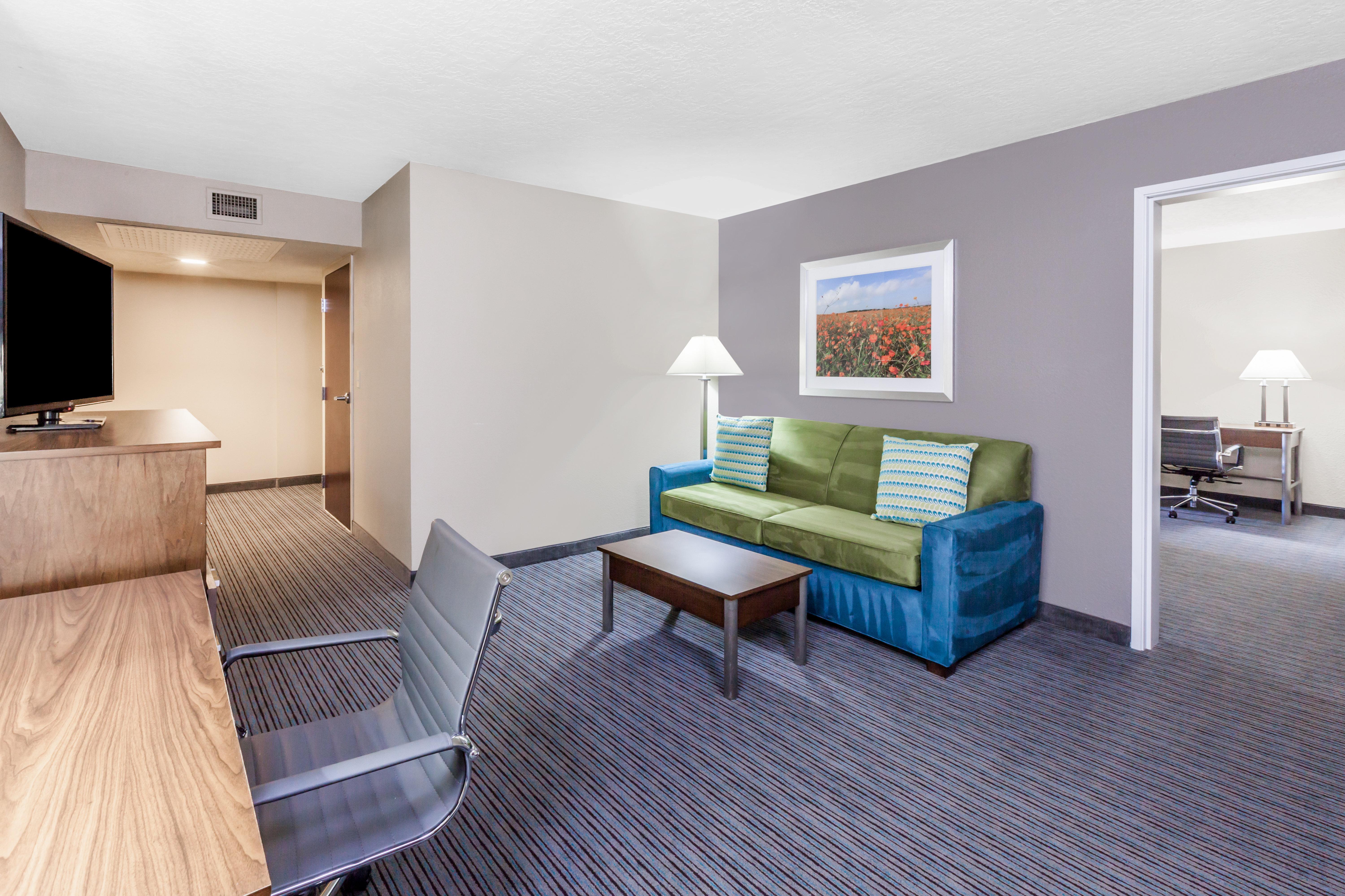 & North By Ihg 3* Oklahoma City