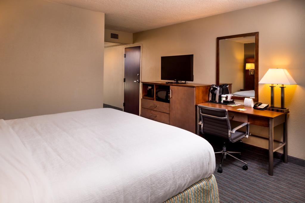 & North By Ihg Hotel