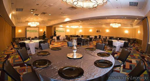 & North By Ihg 3* Oklahoma City